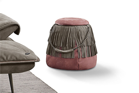 Freddie Smart Pouf