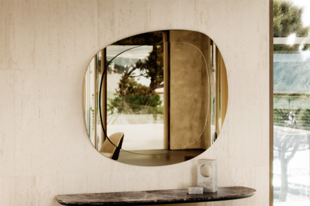 Gallery Mirror