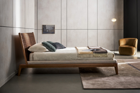 Honeymoon Bed