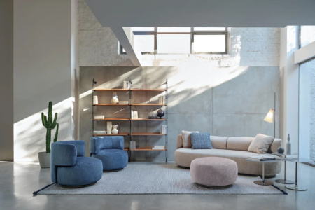 K-Waiting Armchair