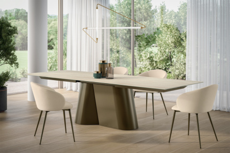 Kimono Extension Dining Table