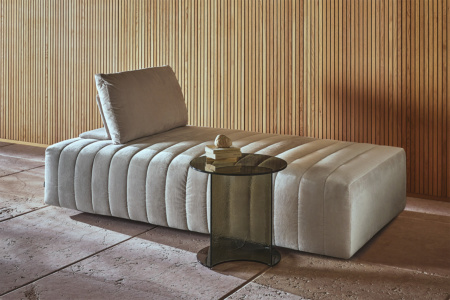 Kuba Armless Chaise Lounge