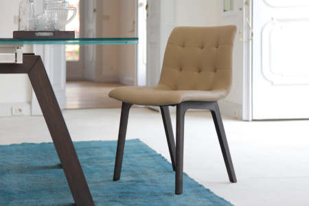Kuga Wood Dining Chair