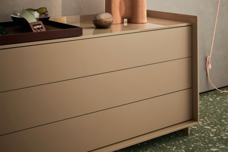 Kyoto Dresser