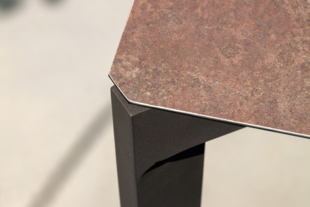 Leaf Dining Table