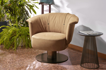Luna Armchair