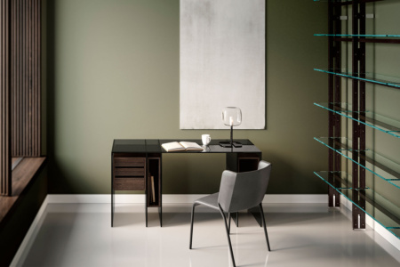 Marcell Desk