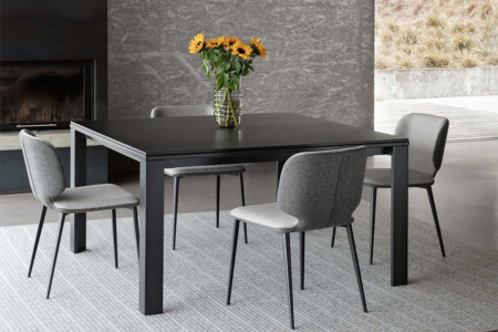 Marcopolo Extension Wood Dining Table