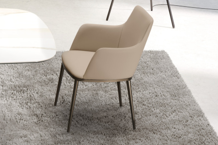 Max Dining Chair