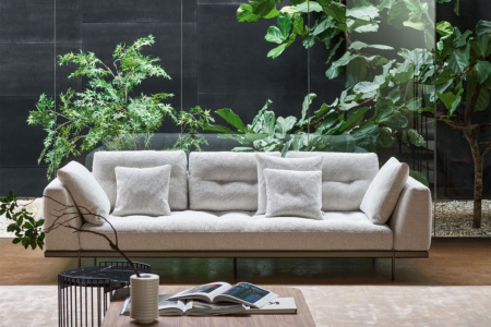 Maximilian Sofa