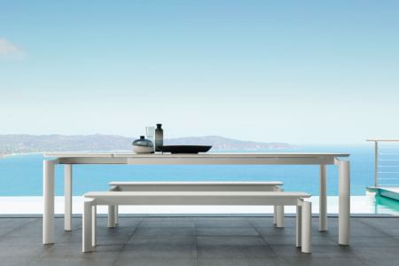 Milo Bench
