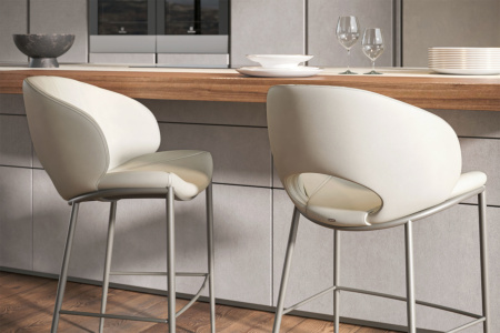 Miranda Bar Stool