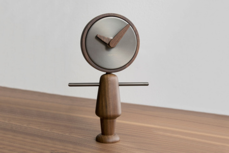 Nene Nena Clock
