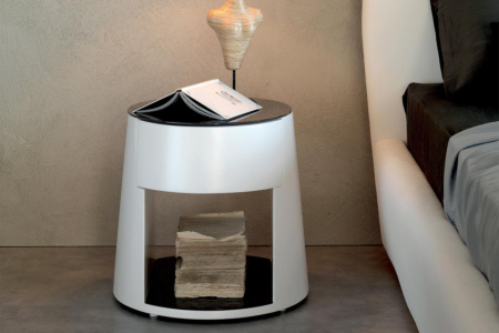 Nigel Round Nightstand