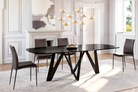 Noa Dining Table