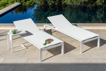 Nunu Chaise Lounge