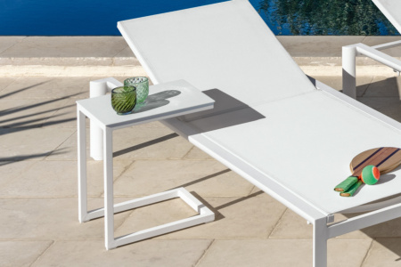 Nunu Side Table