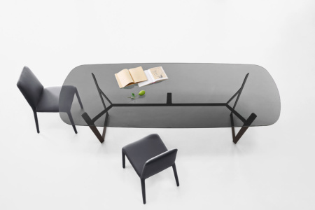Obi Dining Table