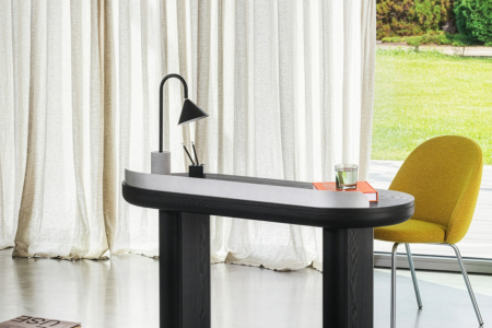 Ozz Desk Lamp
