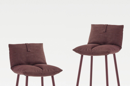 Pil Too Bar Stool