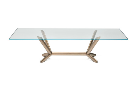 Planer Dining Table