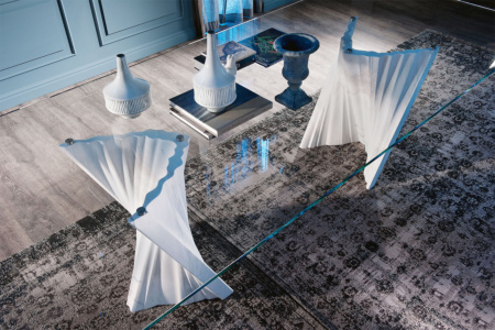 Plisset Dining Table