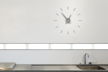 Puntos Suspensivos Clock