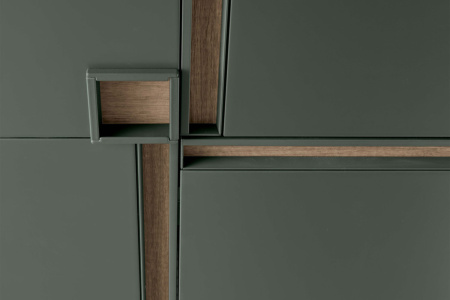 Regolo Cupboard