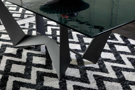 Reverse Dining Table