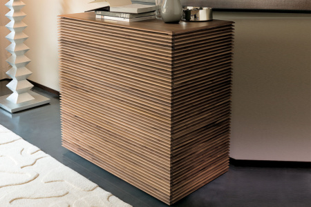 Riga Dresser
