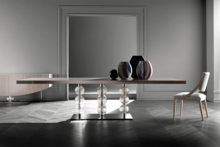 Royal Dining Table