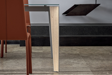 Senso Extension Dining Table
