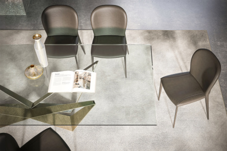 Skorpio Dining Table