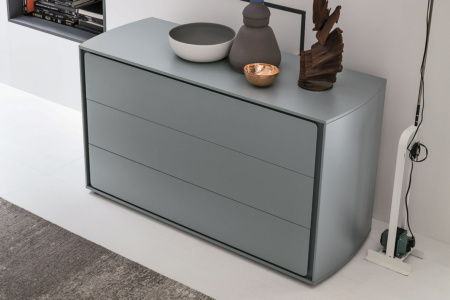 Tivoli Dresser