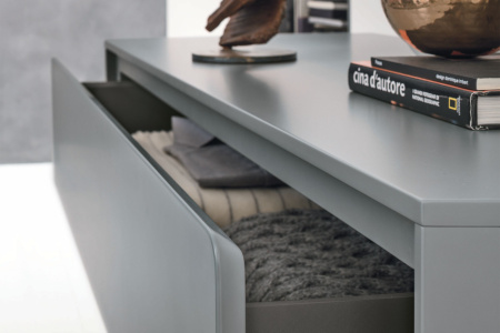 Tivoli Dresser
