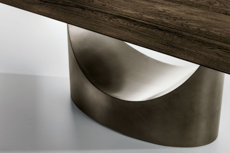 U Wood Dining Table