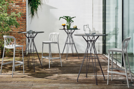Vincent Bar Table