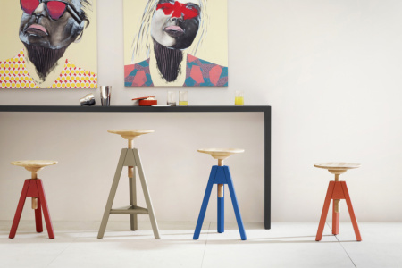 Vitos Adjustable Stool