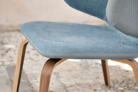 Wrap Lounge Chair