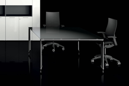 Yo Meeting Table