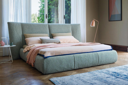 Youniverse Bed