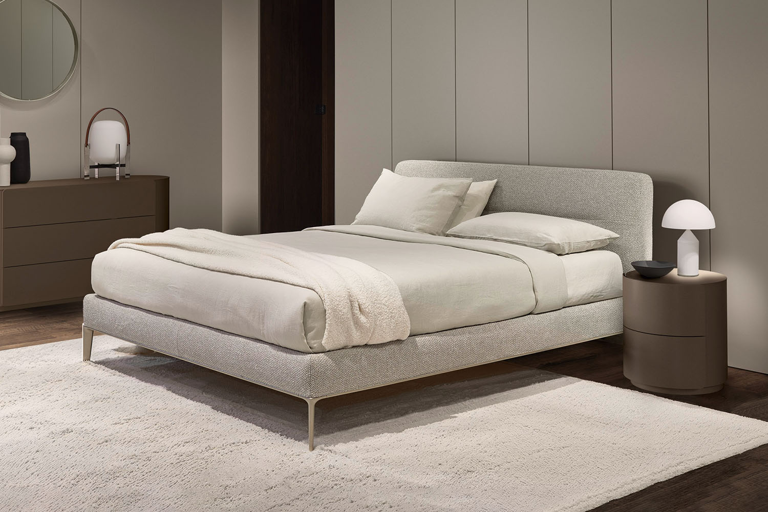 Dorian Floating Bed