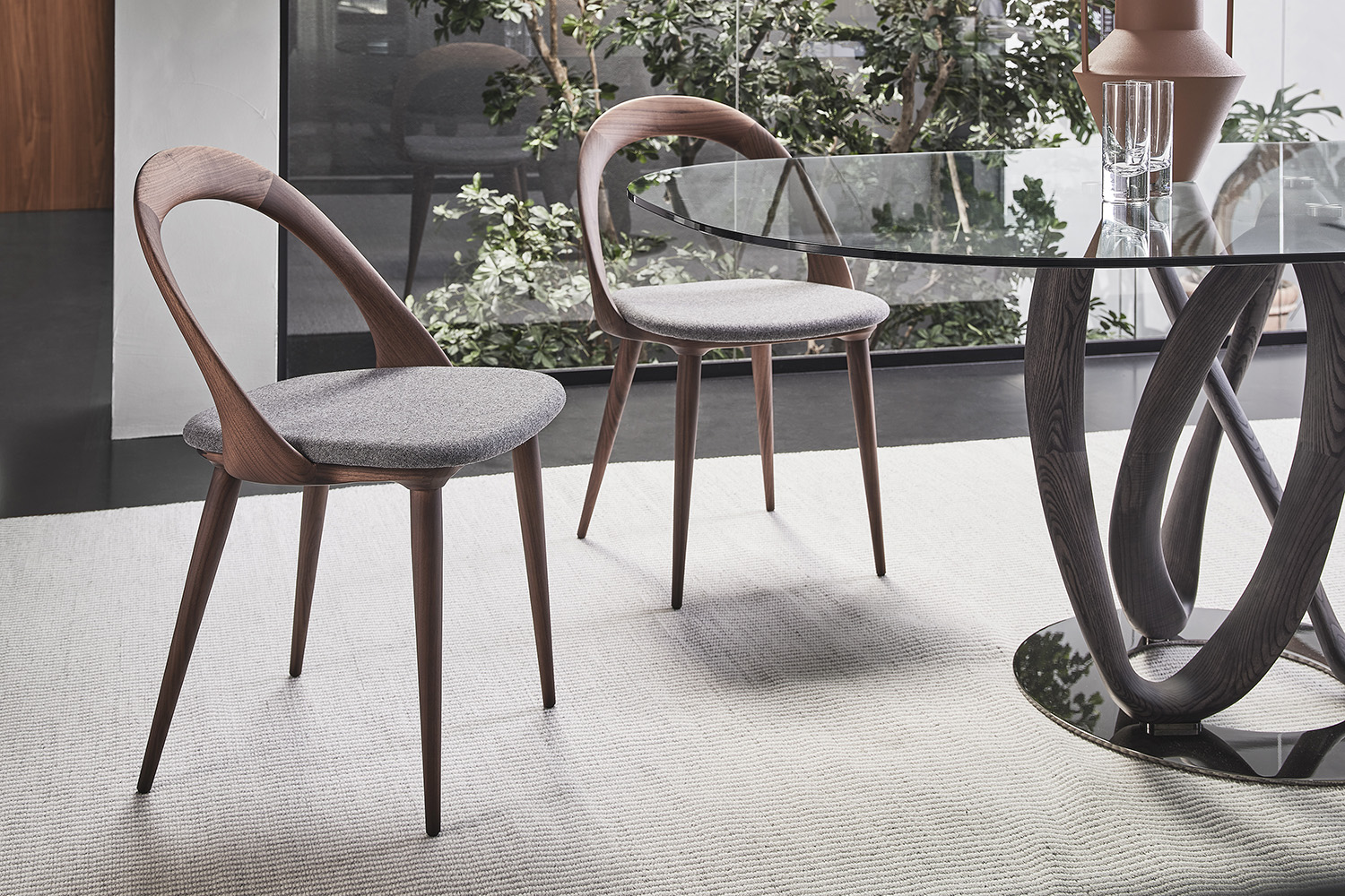 Ester Dining Chair