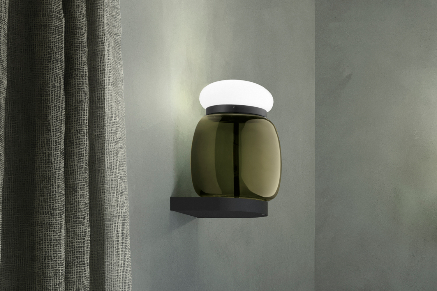 Faro Wall Sconce