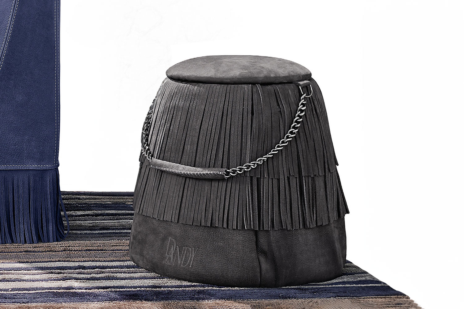 Freddie Smart Pouf