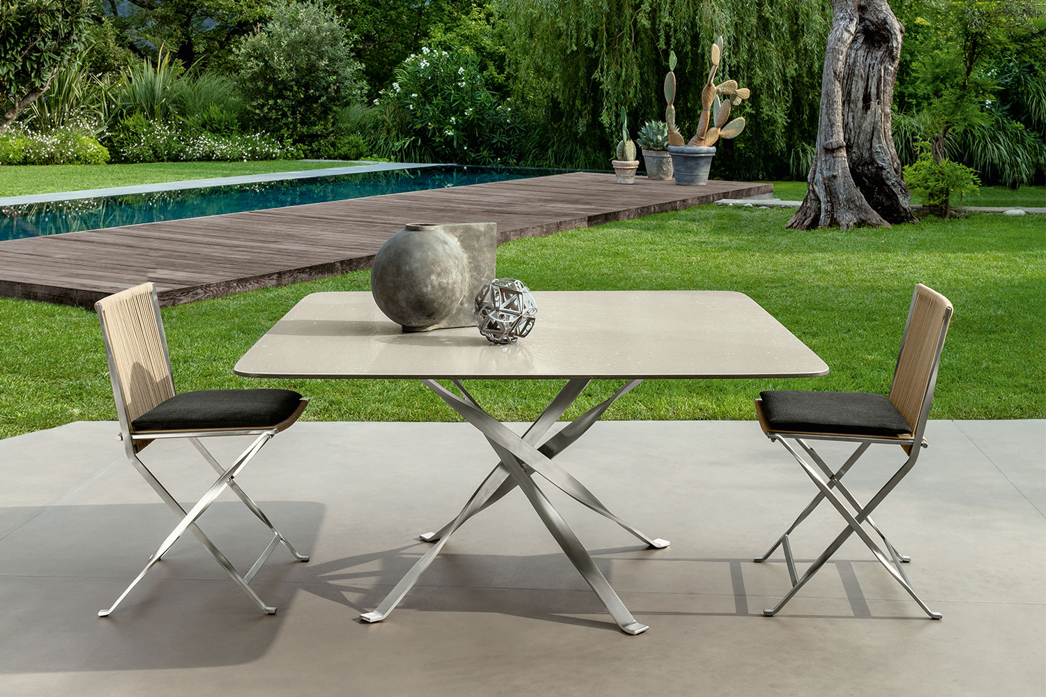 George Dining Table