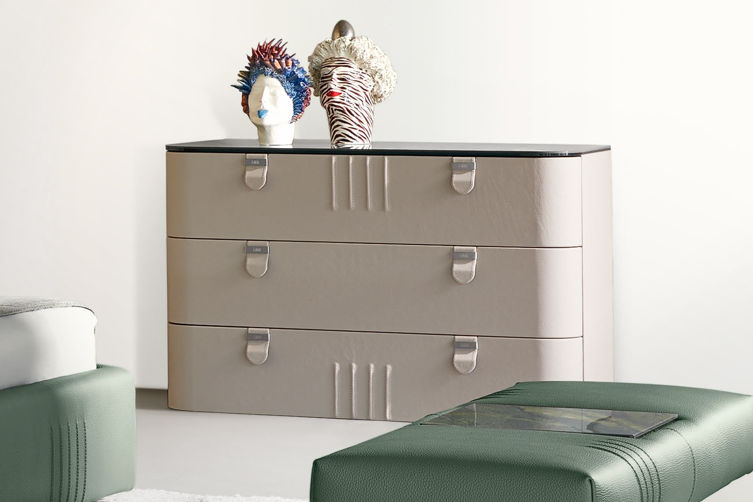 GMM Philly Dresser