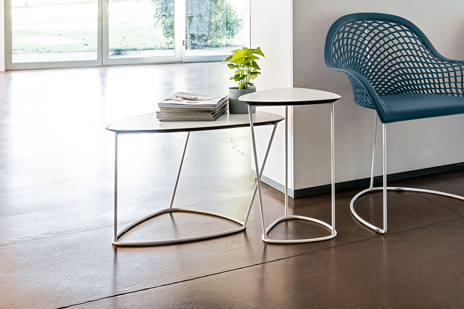 Guapa End Table