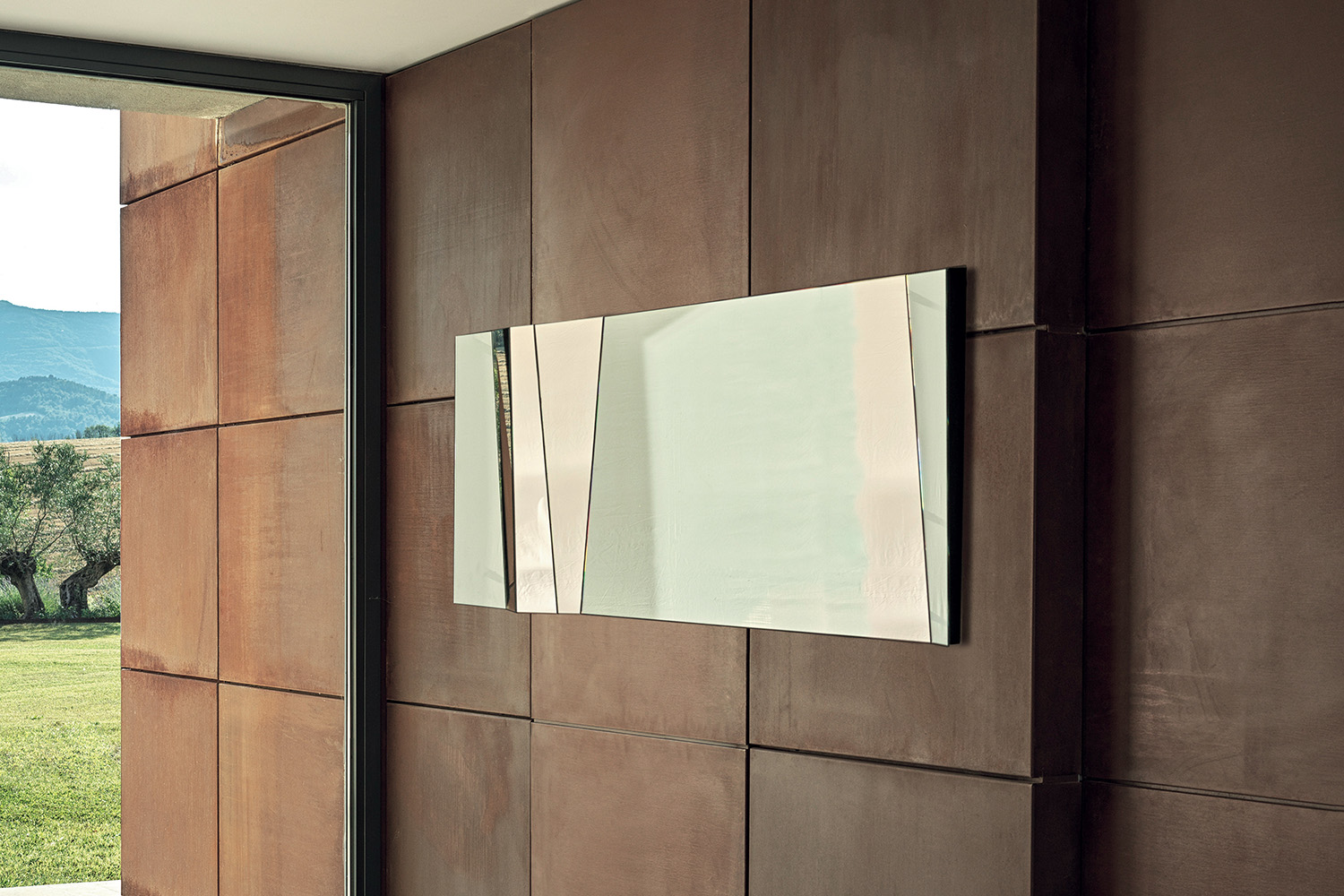 Illusion Mirror