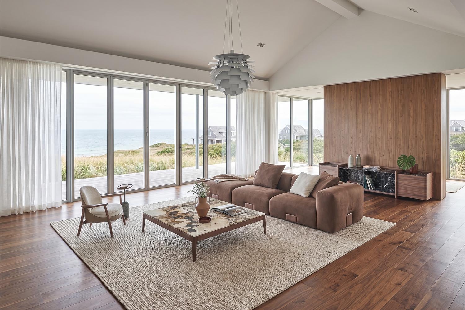 Koji Sofa with Peninsula